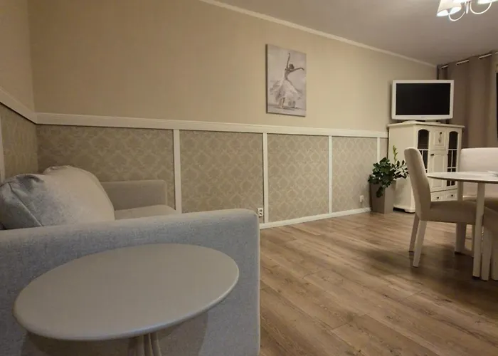 - Nad Morzem Апартаменты Гданьск